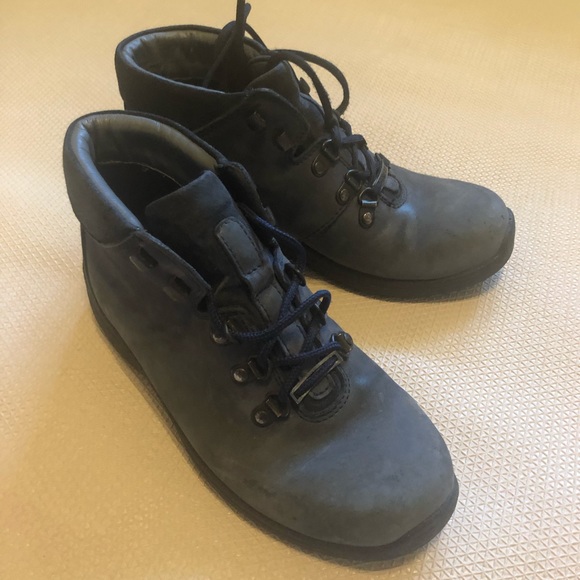 hotter walking boots